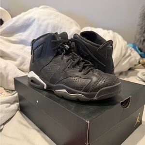 Big kid Jordan 6 Retro BG